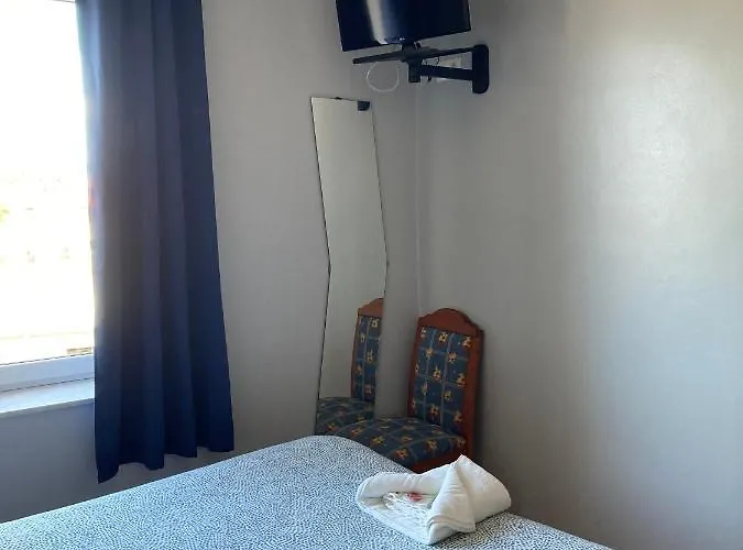 Hostal La Concha Somo Guest house 3*